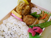 鶏唐揚弁当